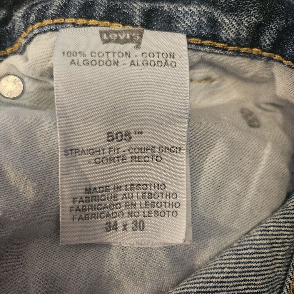 Levi's 505 Straight Fit Jeans Size 34X30 100% Cotton Zip Fly Classic Medium Wash - Picture 9 of 10
